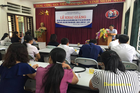 Lễ khai giảng lớp đào tạo tiếng Lào và bồi dưỡng thực tế tại Lào cho cán bộ, công chức, viên chức tỉnh Điện Biên khoá II, năm 2017-2018.