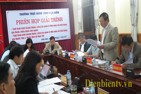 Ông riệu Đình Thành - Giám đốc Sở Y tế tỉnh Điện Biên phát biểu trong phiên họp chất vấn ngày 23/11/2017.
