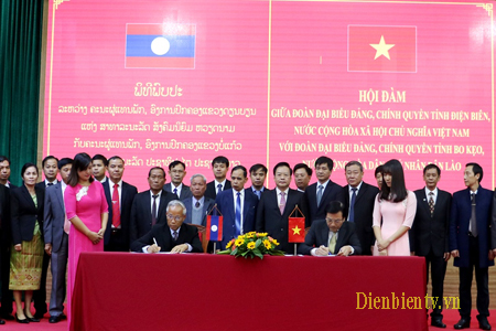 Lễ ký kết biên bản ghi nhớ hợp tác giữa hai tỉnh Điên Biên và Bo Kẹo (Nước CHDCND Lào).