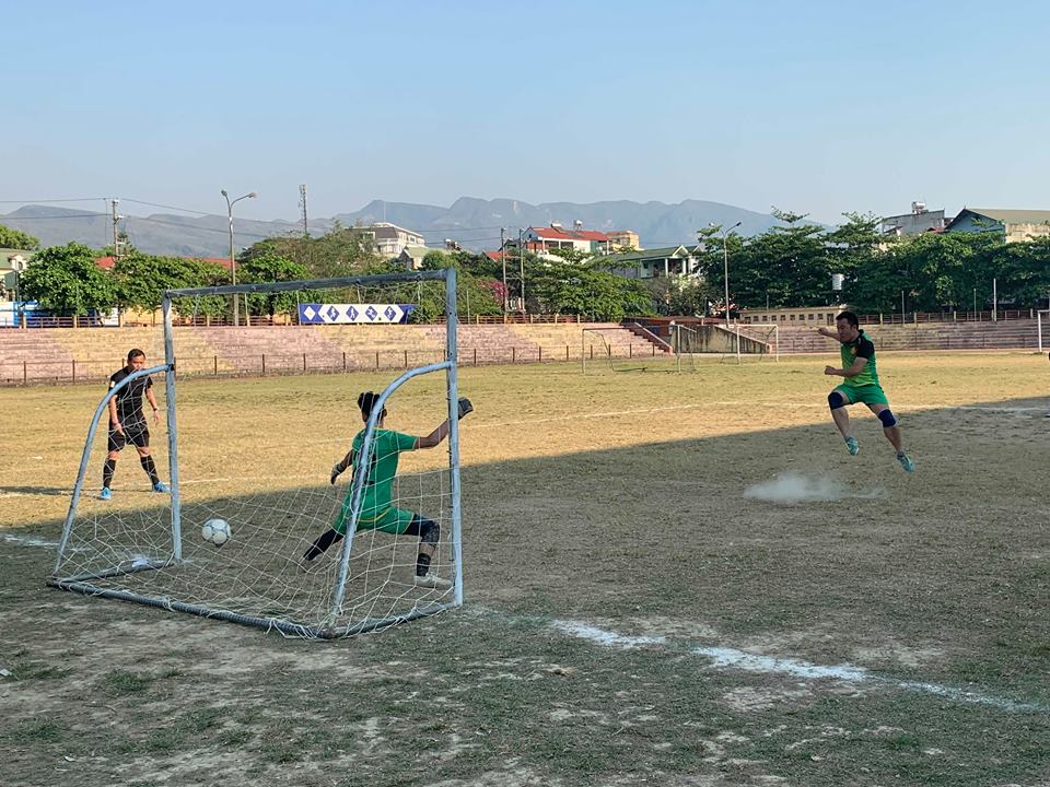 Sau 40 phút thi đấu chính thức với tỷ số hòa 1 - 1, hai đội đã bước vào loạt thi đấu penalty nghẹt thở và chung cuộc Bộ Chỉ huy Quân sự tỉnh Điện Biên đã chiến thắng trên loạt sút penalty với tỷ số 5 - 4.