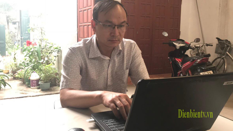 Anh Nguyễn Anh Tuấn – Chánh Văn phòng, Sở Thông tin và Truyền Thông làm việc 