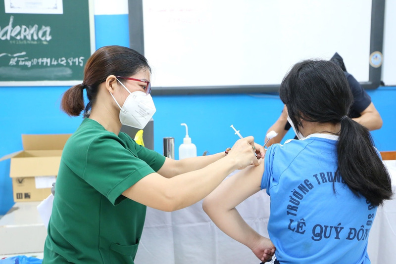 Tiêm vaccine cho trẻ tại TP. Hồ Chí Minh. Ảnh: HCDC
