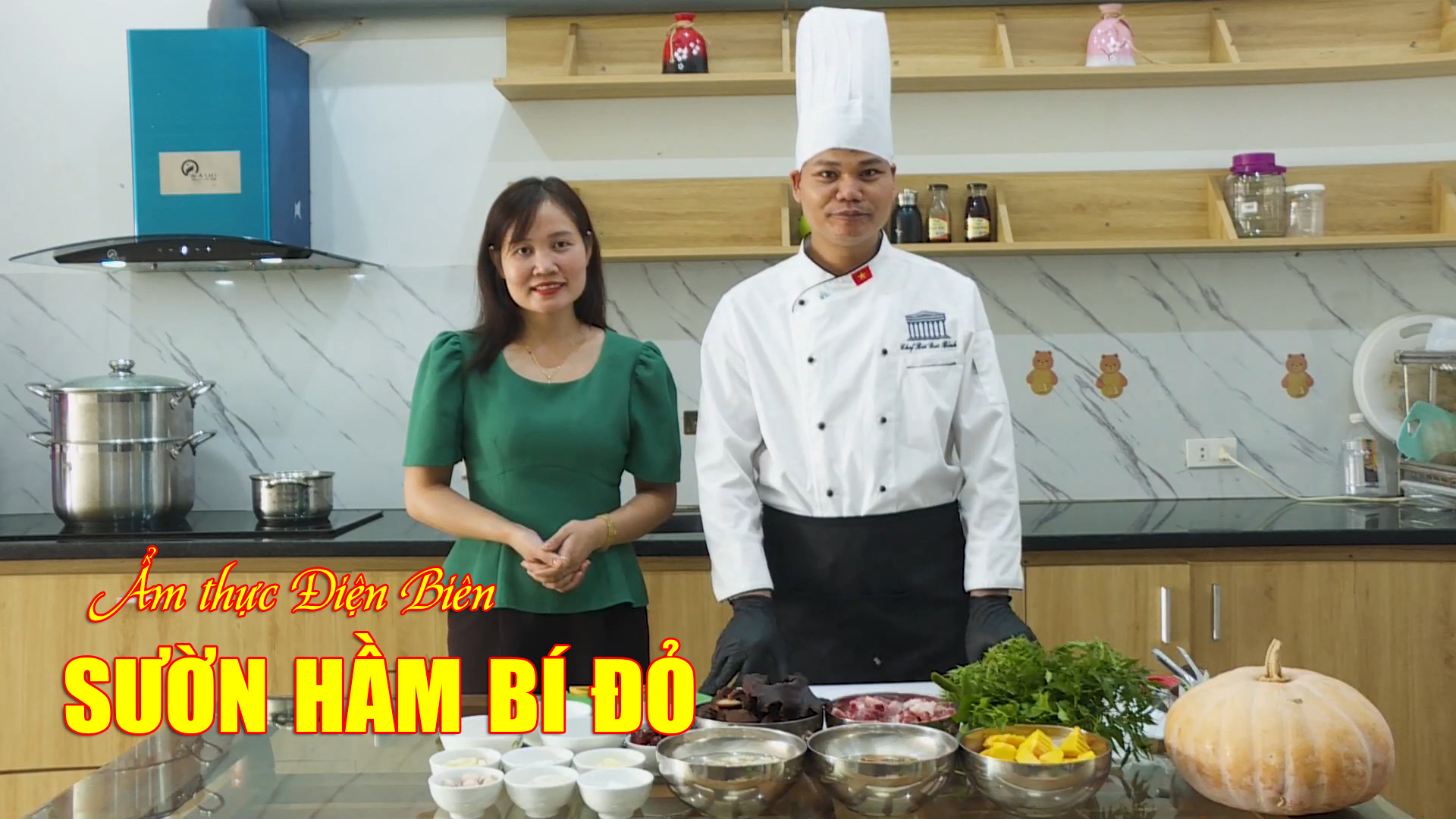 Sườn hầm bí đỏ